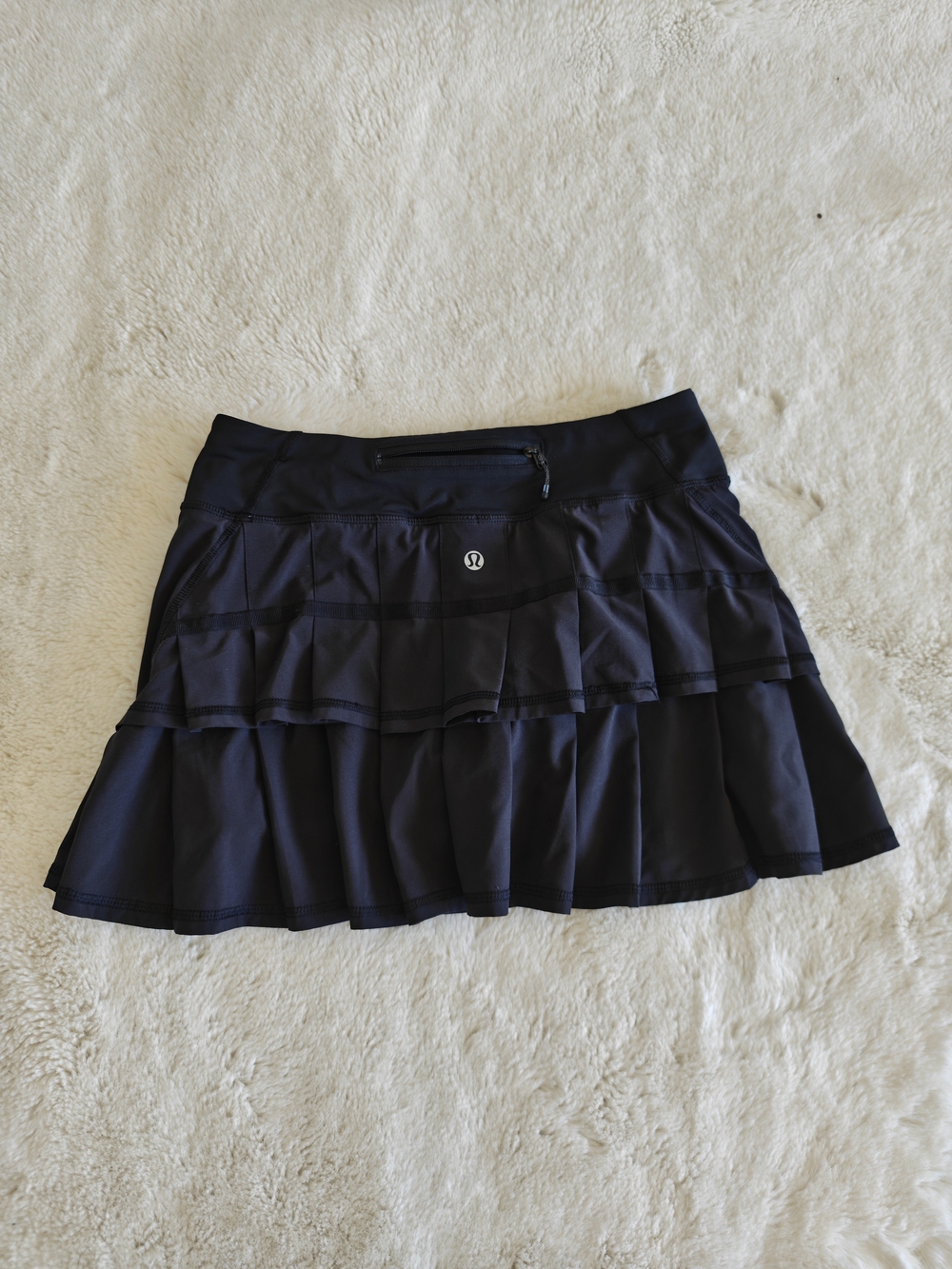 lululemon athletica black pleated athletic skort